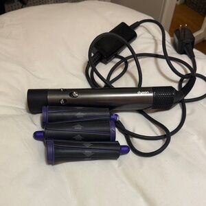 Dyson Gray Hair Styling Tool